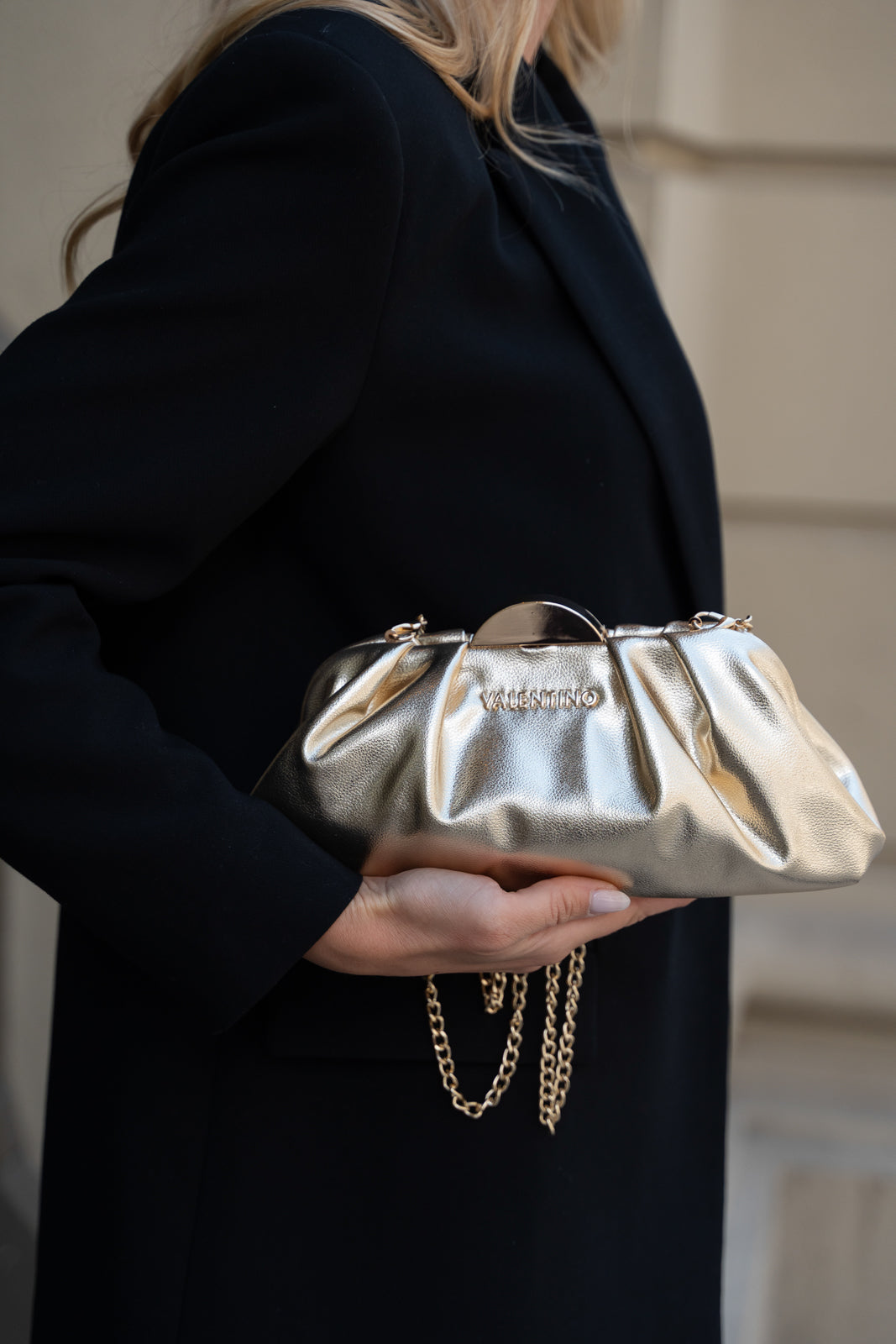 CLUTCH "INSIDE" BY VALENTINO