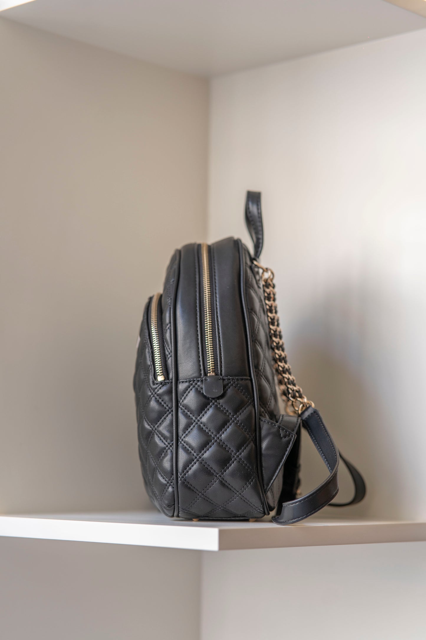 MOCHILA " GIULLY " GUESS