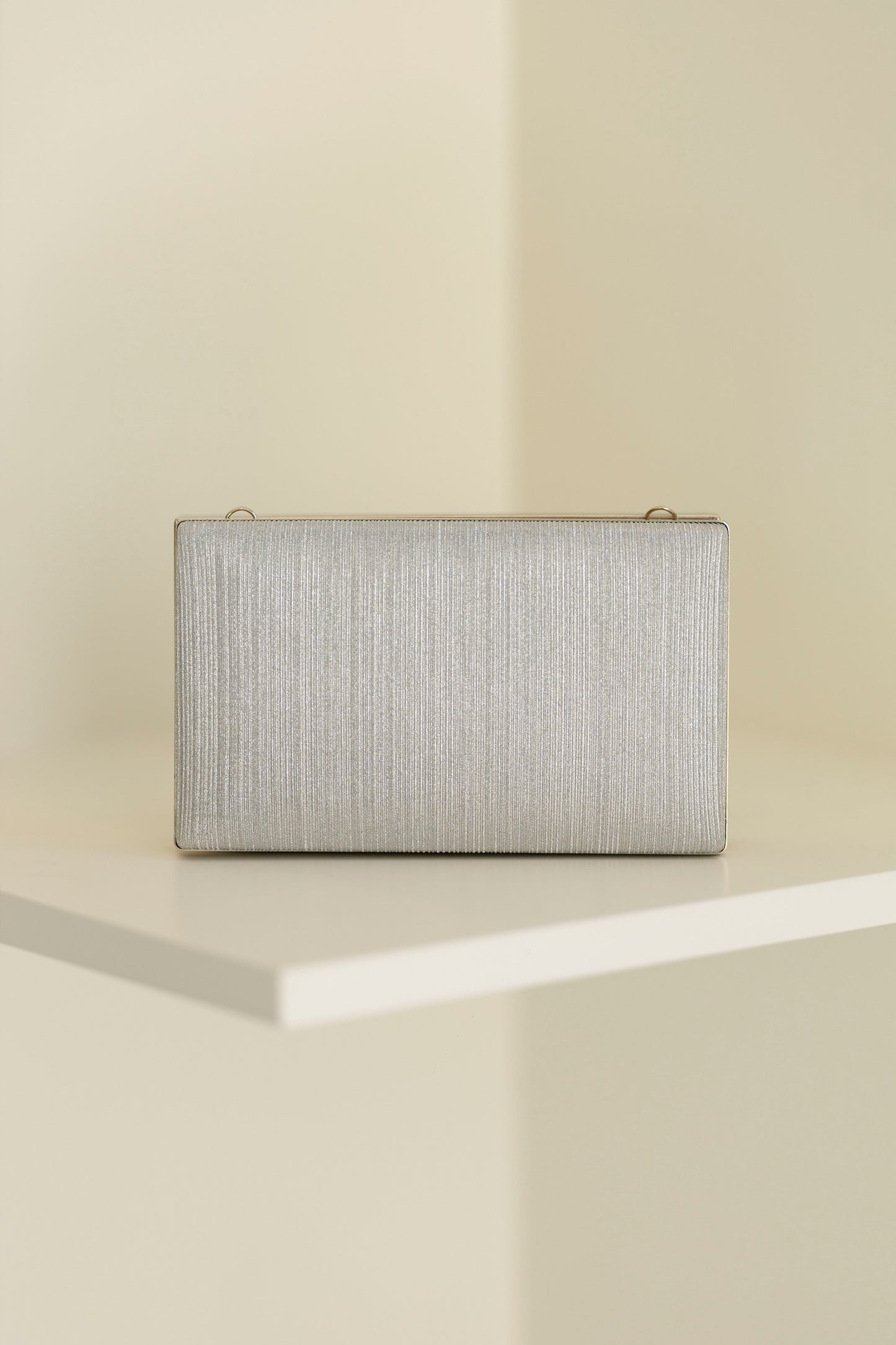 CLUTCH DE FESTA PRATEADA