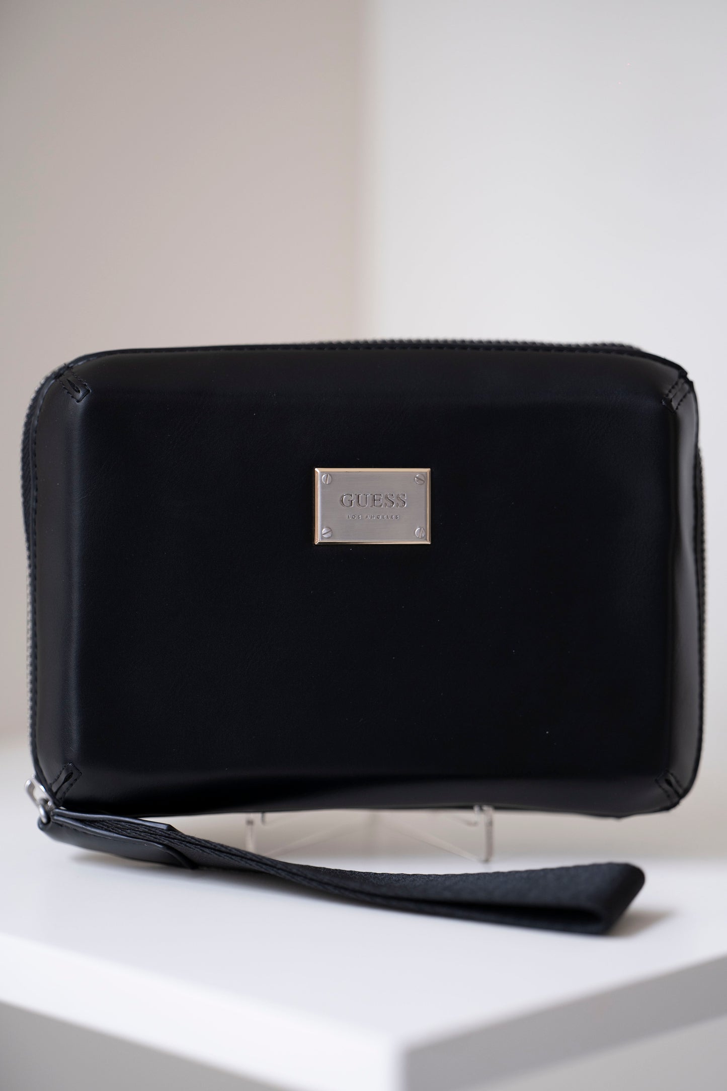MALA DE MÃO " NERO " GUESS