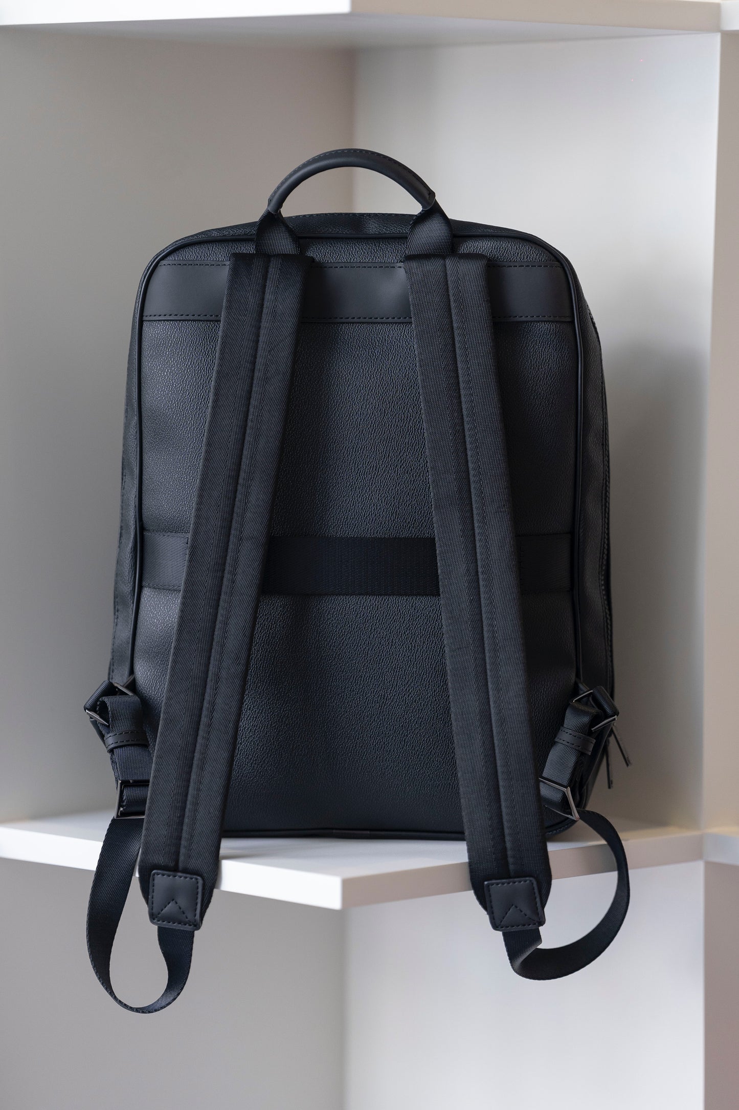 MOCHILA DE COMPUTADOR HEXAGONA