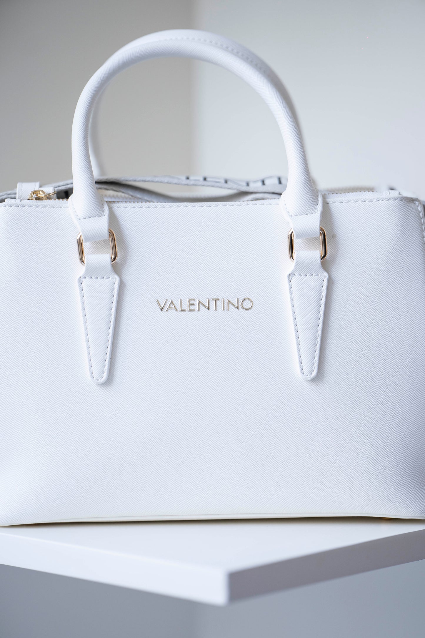 MALA DE MÃO BY VALENTINO