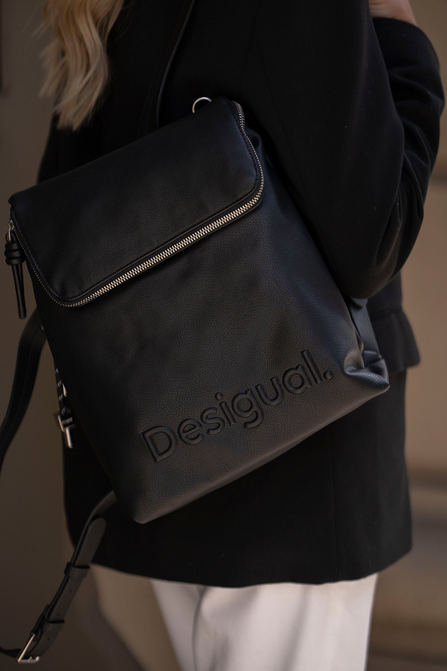 MOCHILA DESIGUAL