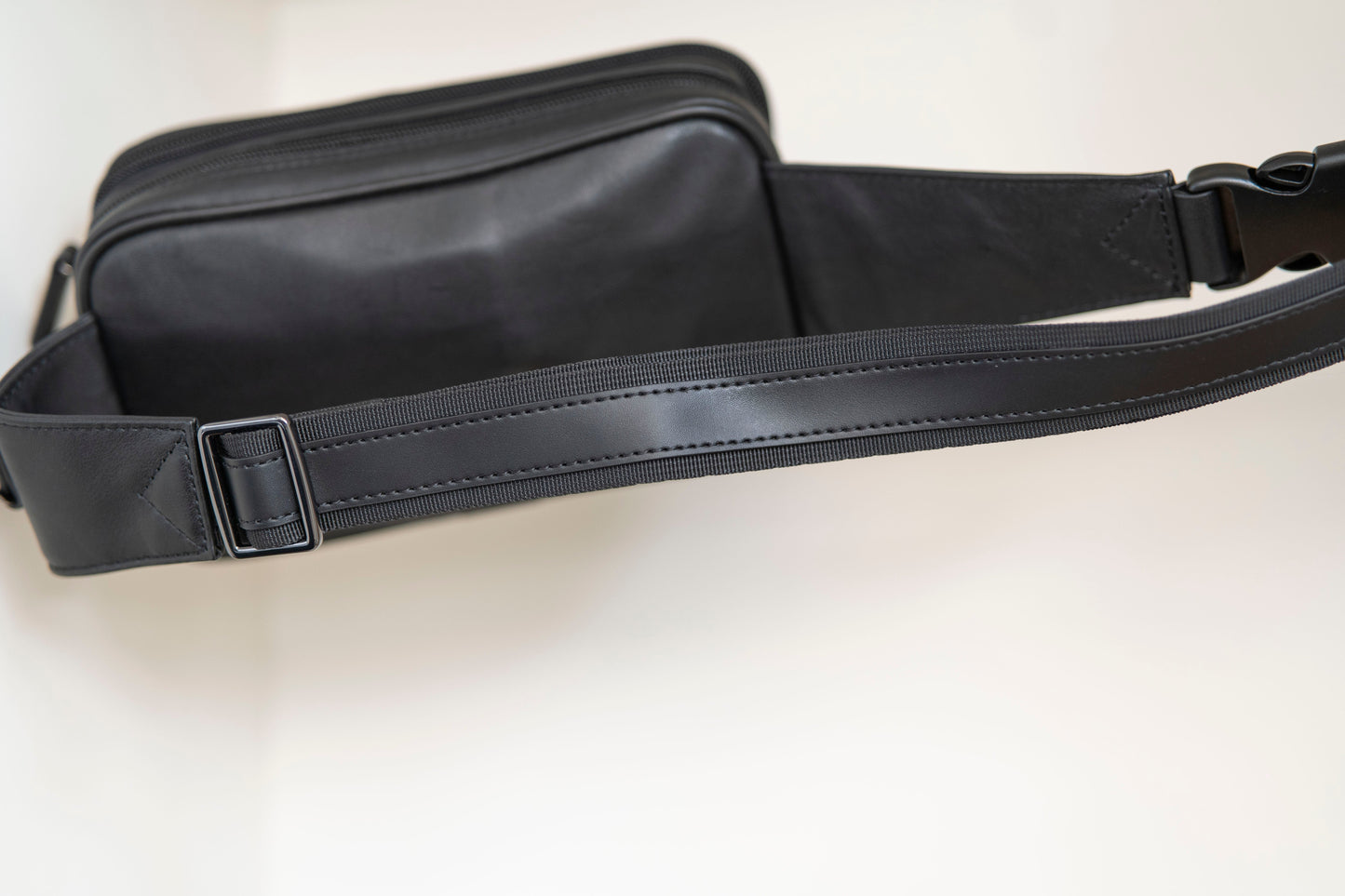 BOLSA DE CINTURA HEXAGONA