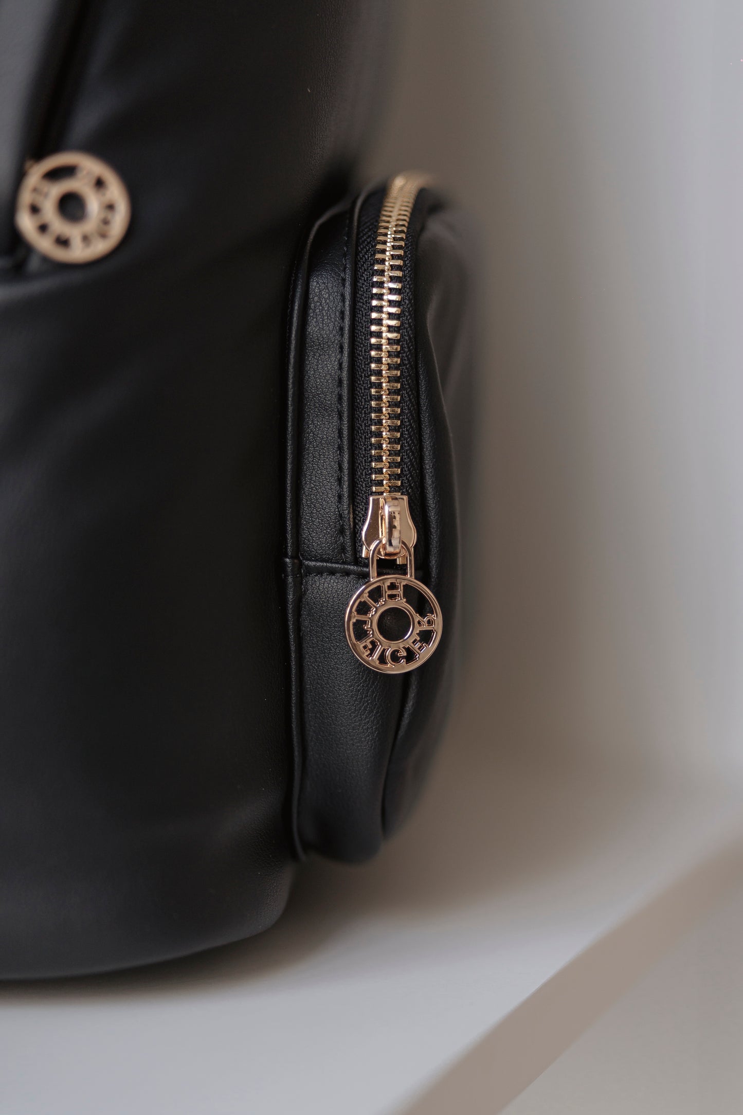 MOCHILA " POPETTE " TOMMY HILFIGER