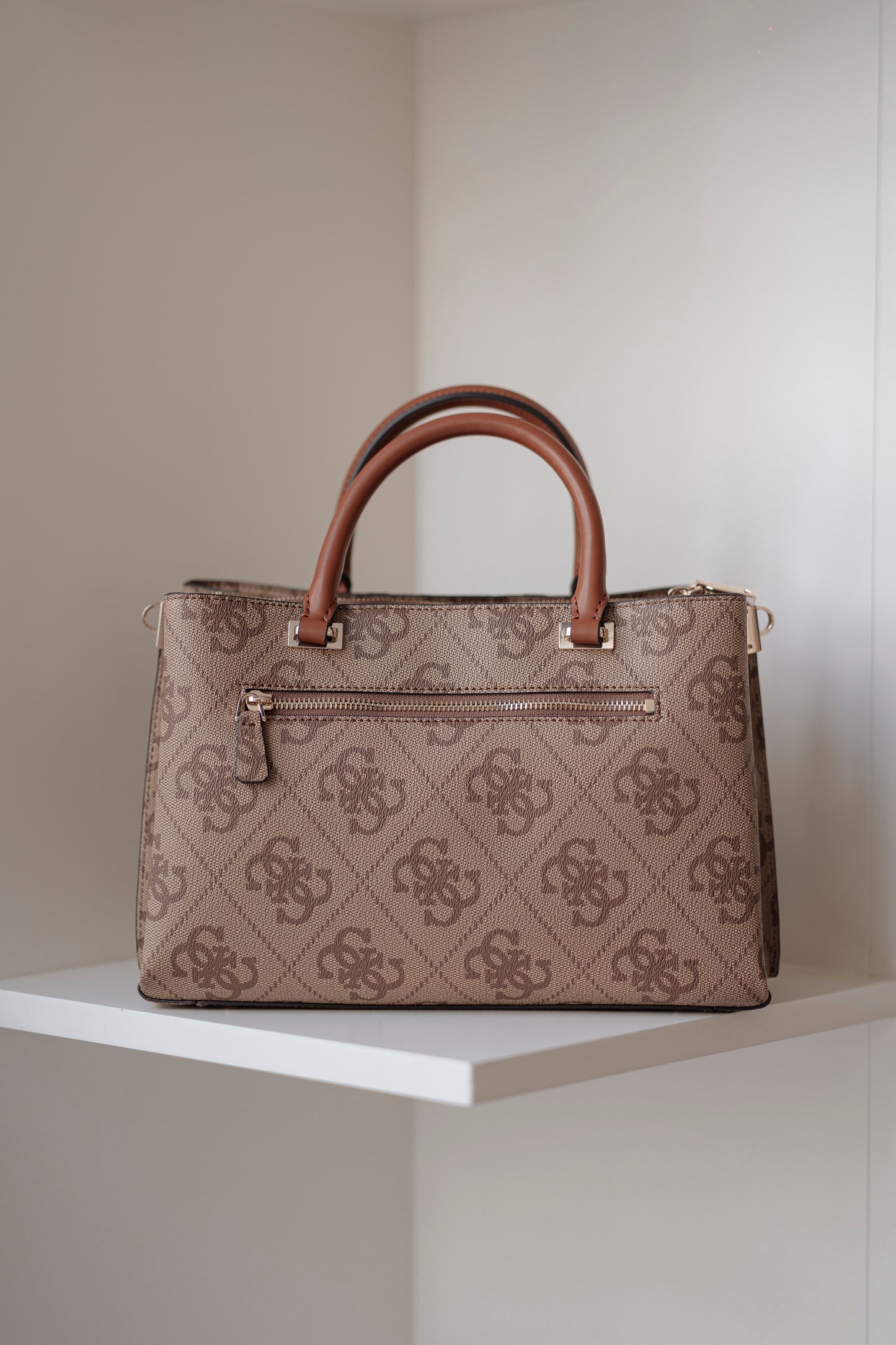 MALA DE MÃO " ERENIA " GUESS