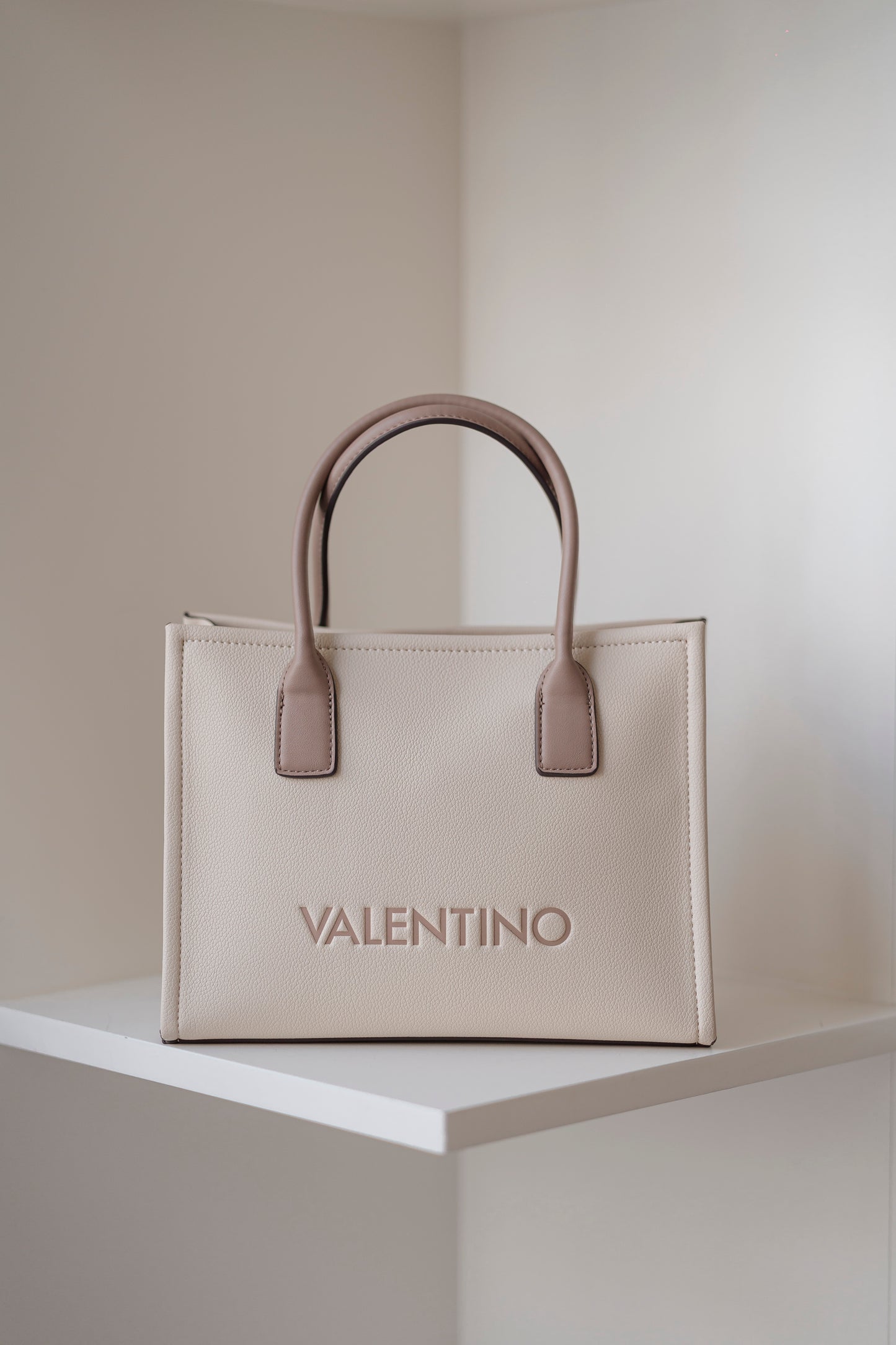 MALA DE MÃO BY VALENTINO