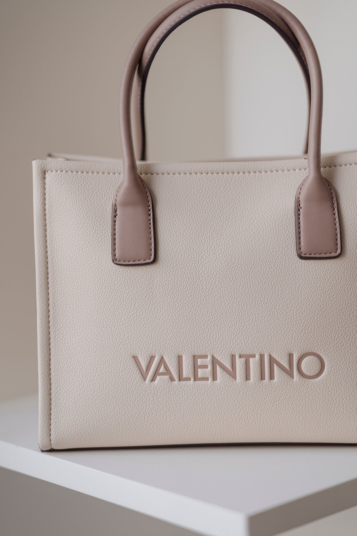 MALA DE MÃO BY VALENTINO