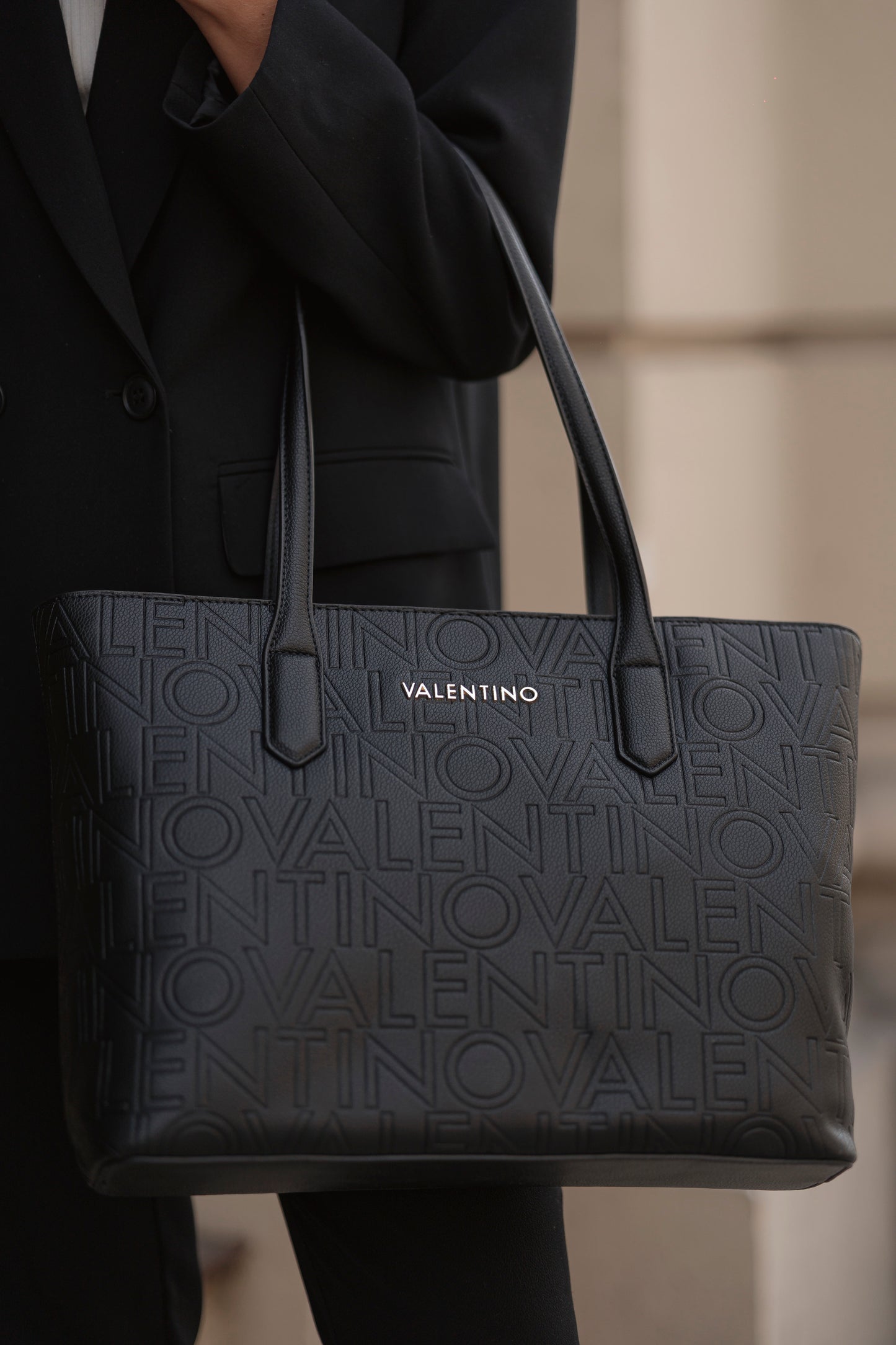 MALA DE OMBRO " PANSY " BY VALENTINO