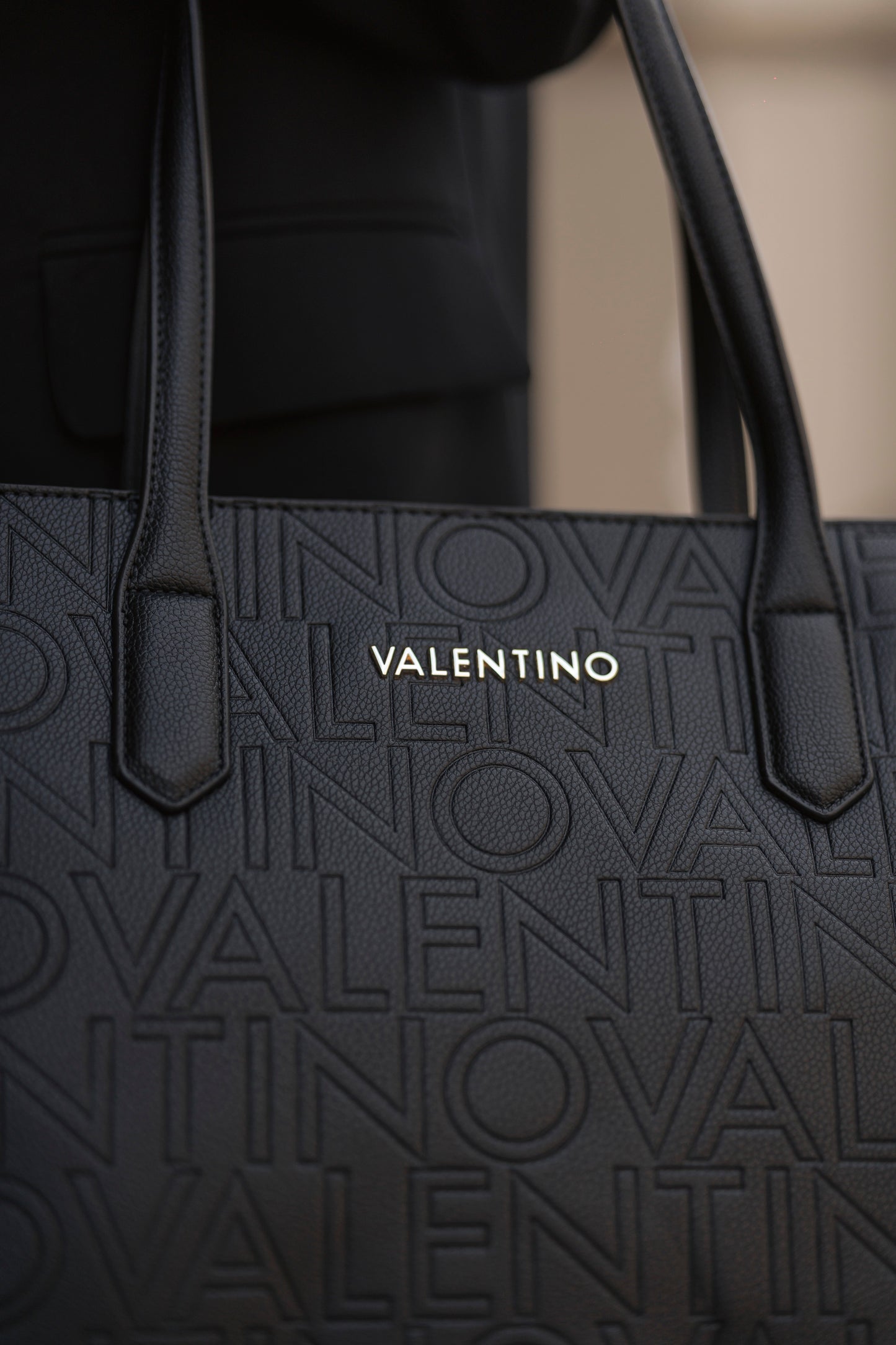 MALA DE OMBRO " PANSY " BY VALENTINO