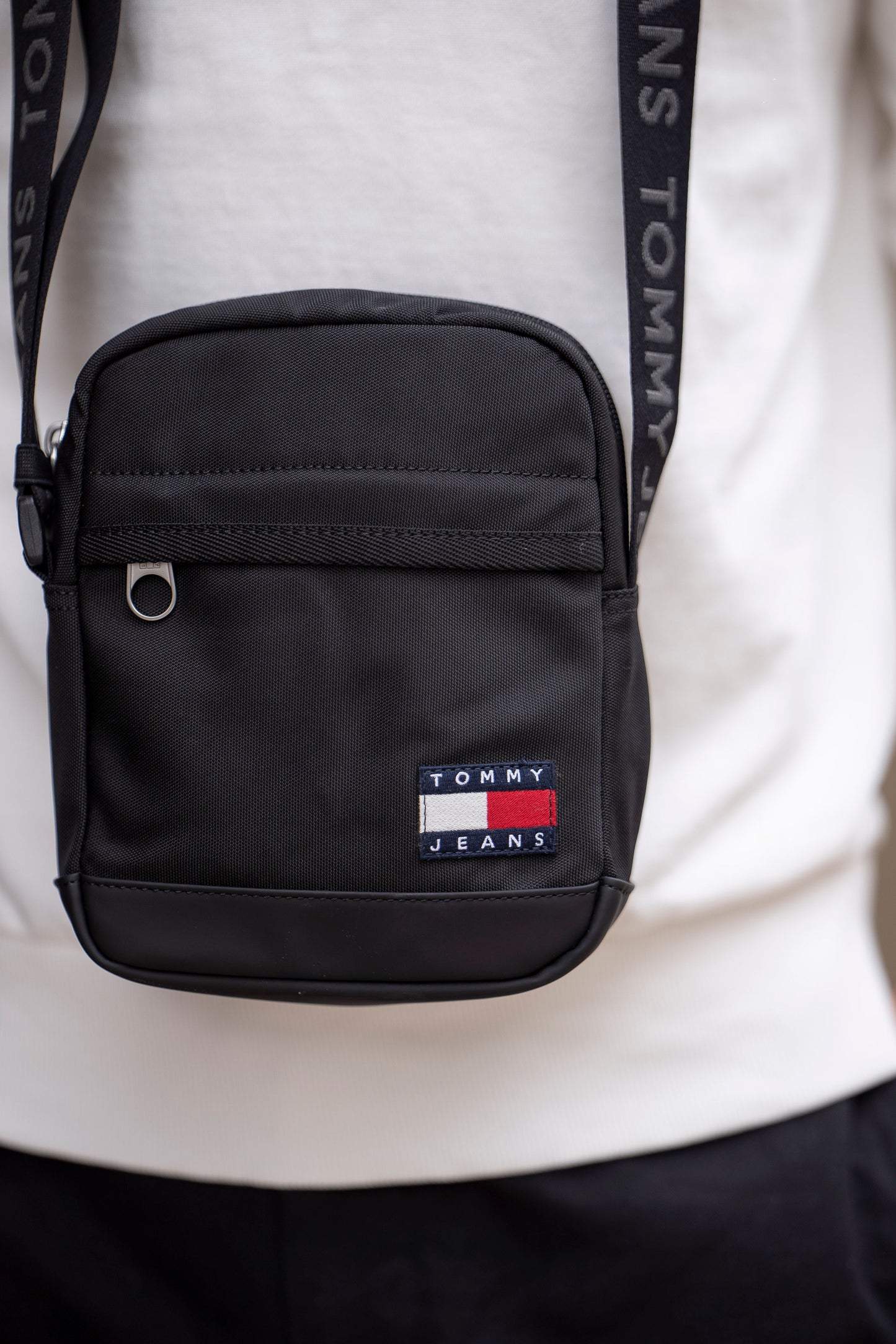 MALA TIRACOLO TOMMY HILFIGER