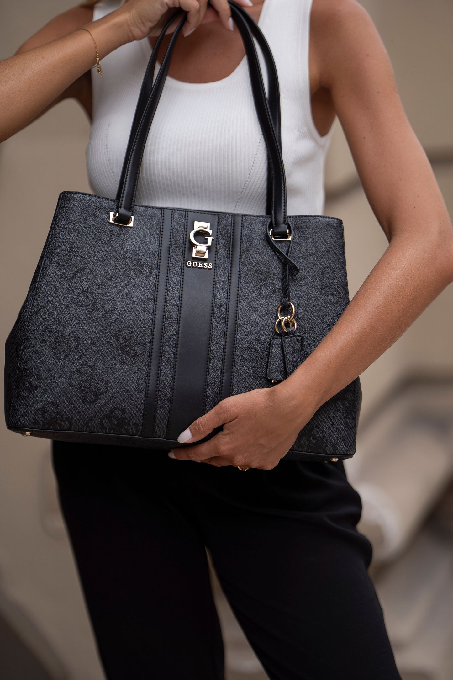 MALA DE OMBRO " ERENIA " GUESS