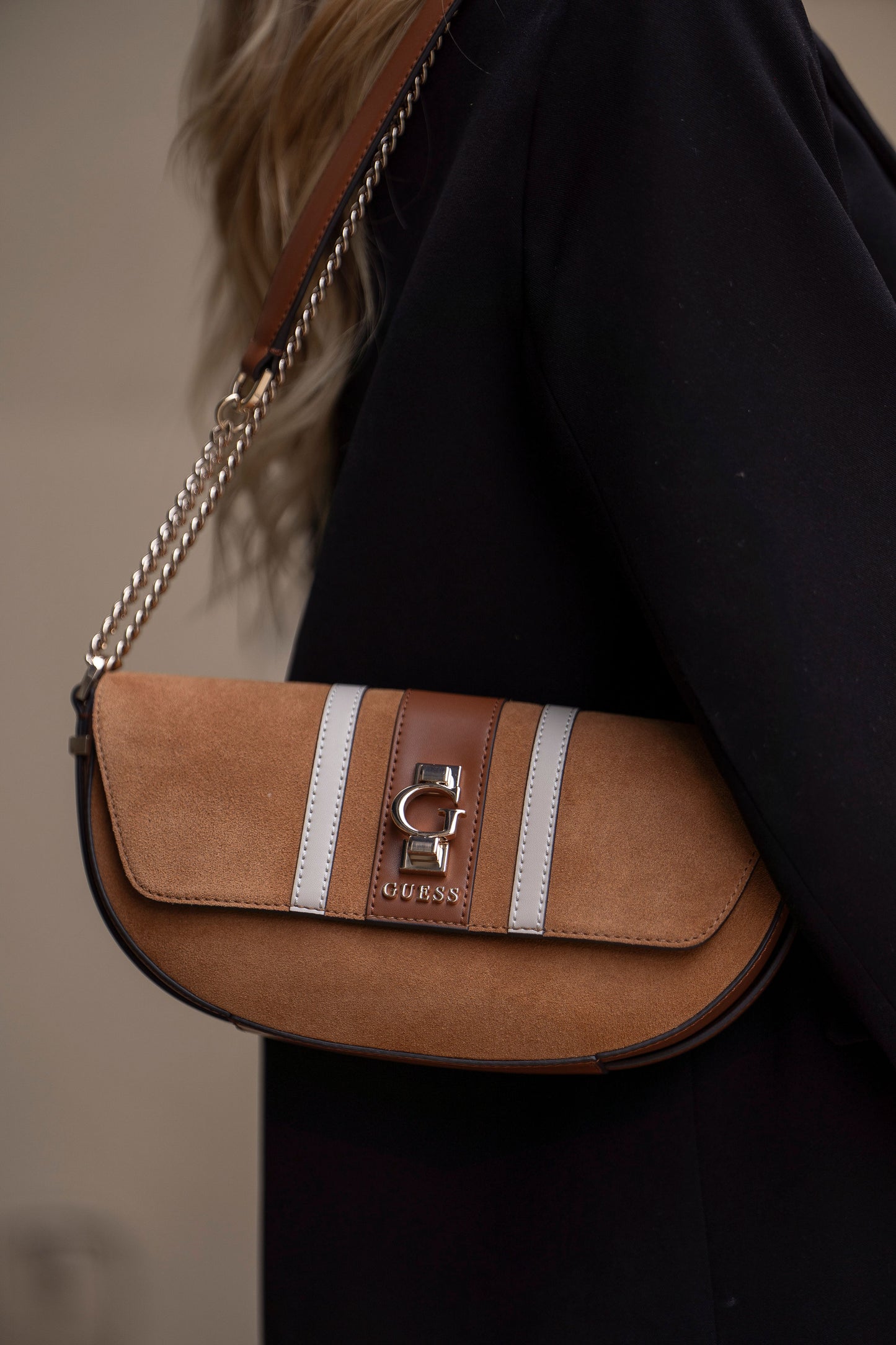 MALA TIRACOLO " ERENIA " GUESS