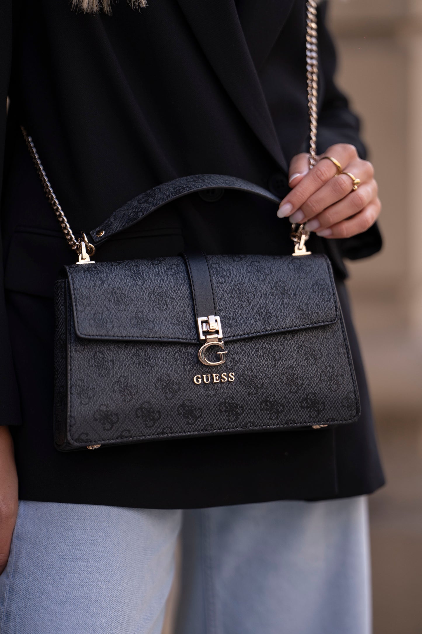 MALA TIRACOLO " ZAMIRA " GUESS