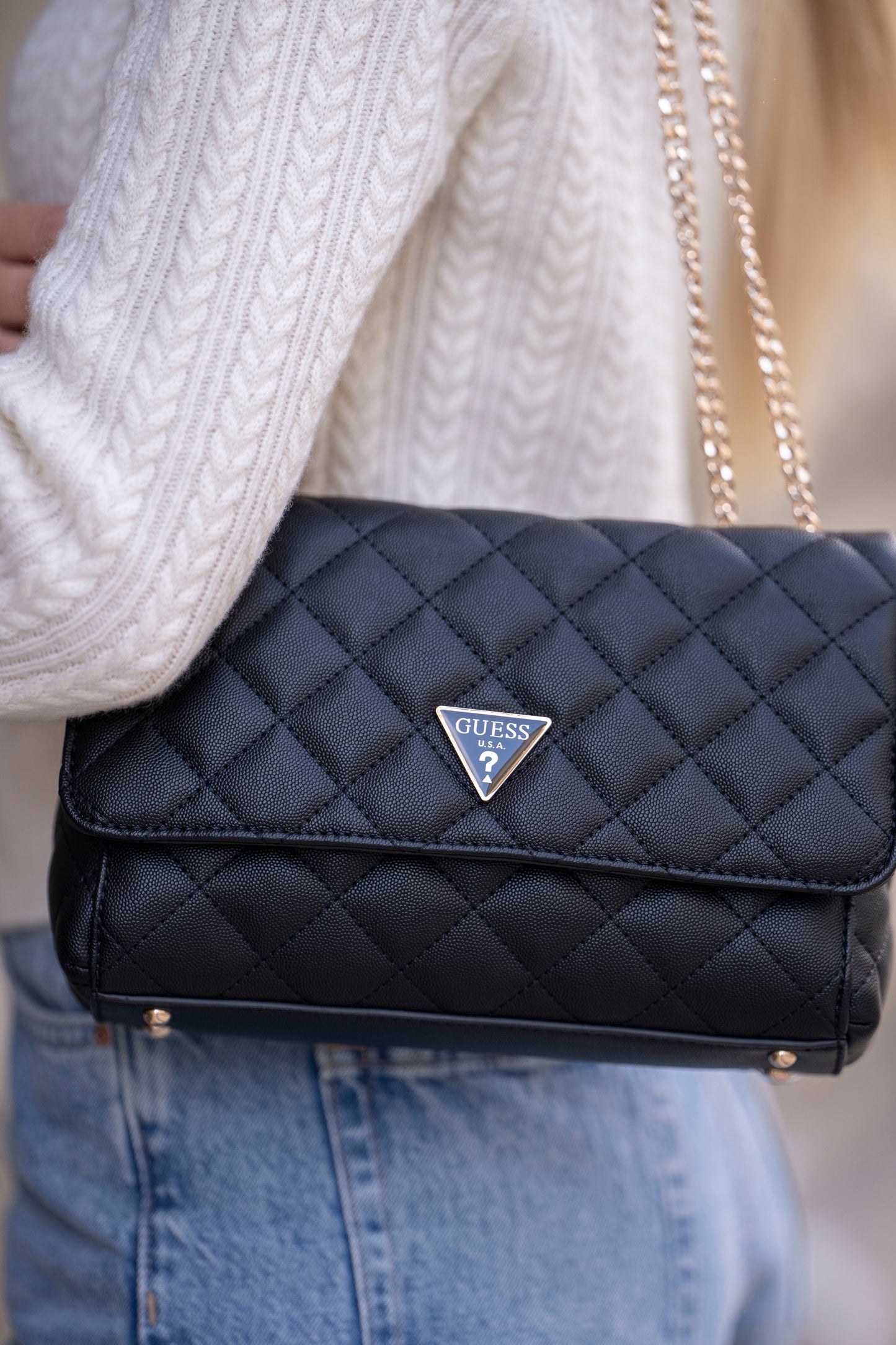 MALA TIRACOLO " CARLY " GUESS