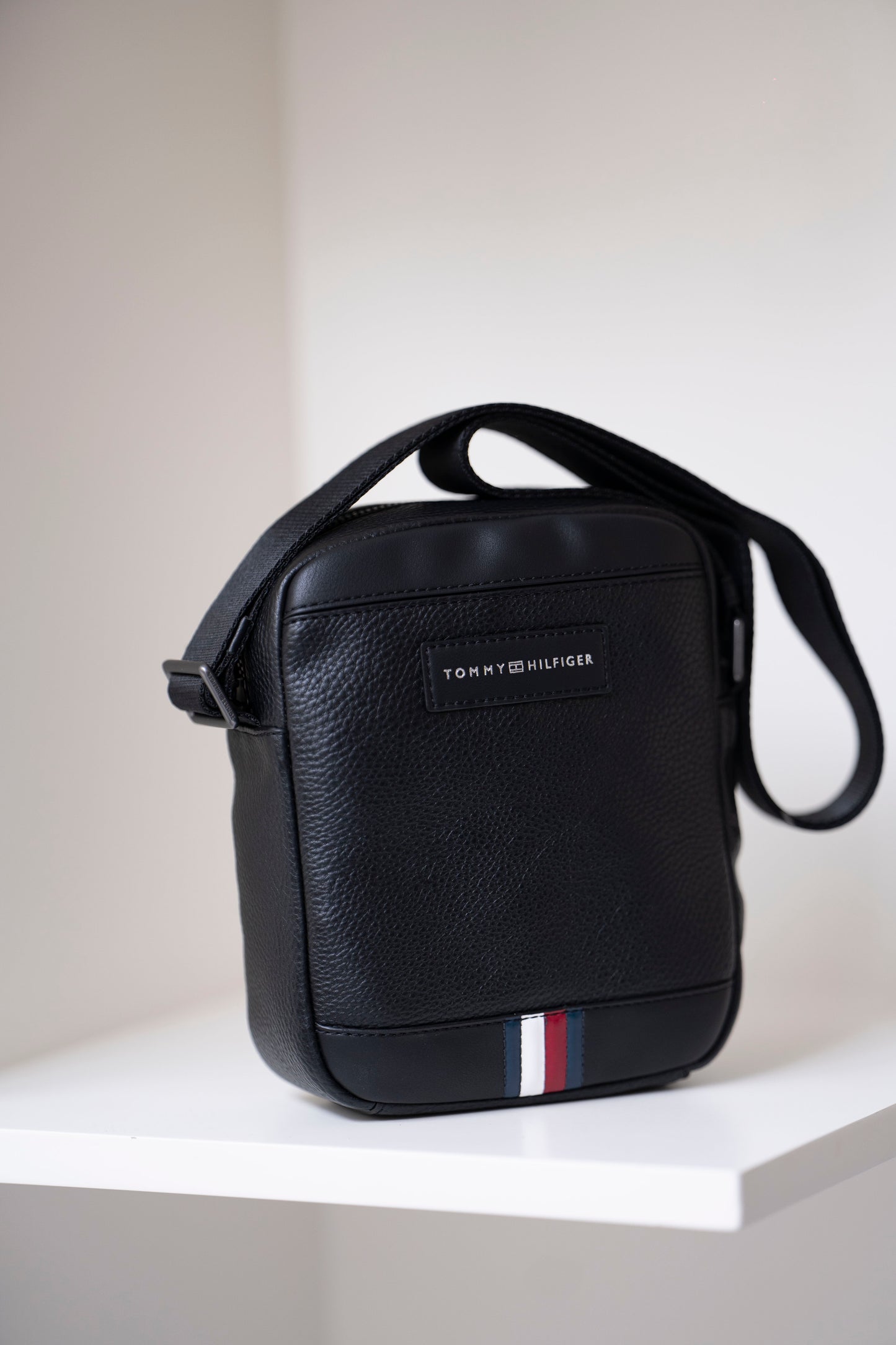 MALA TIRACOLO TOMMY HILFIGER