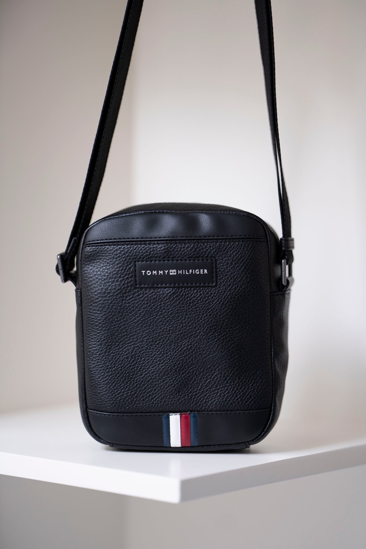 MALA TIRACOLO TOMMY HILFIGER
