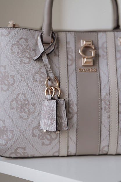 MALA DE MÃO " ERENIA " GUESS