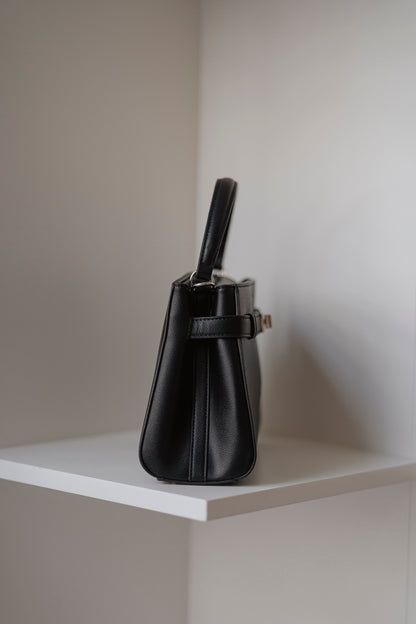 MALA DE MÃO FLORA & CO