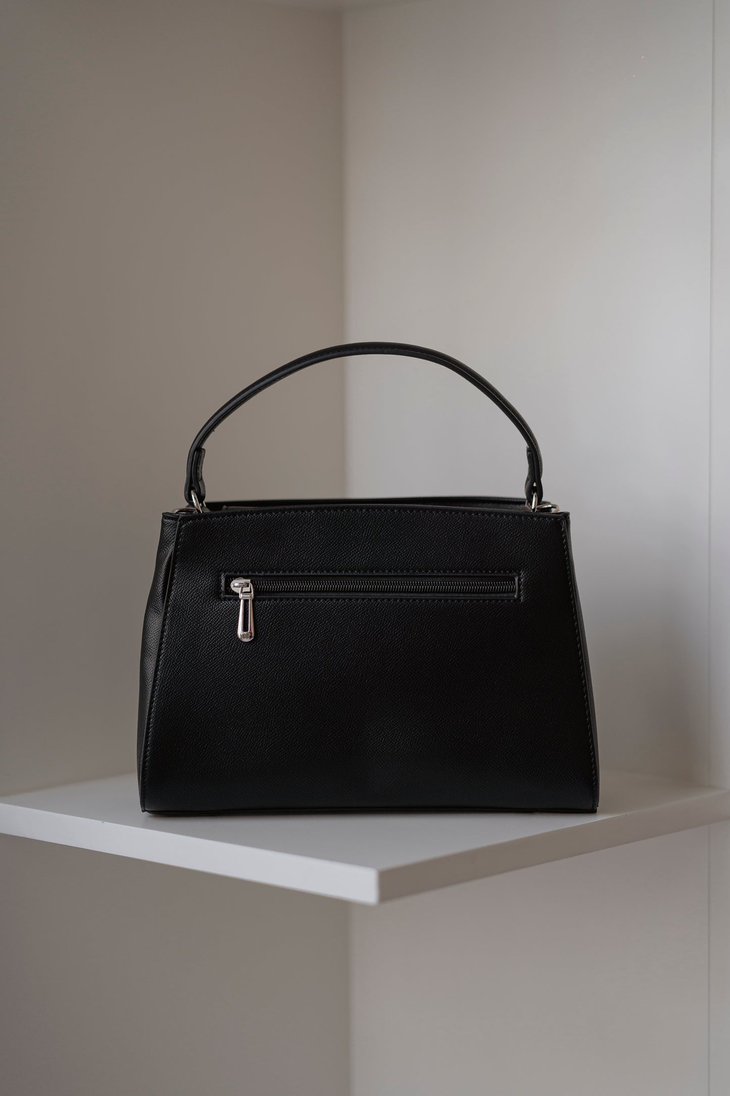 MALA DE MÃO FLORA & CO