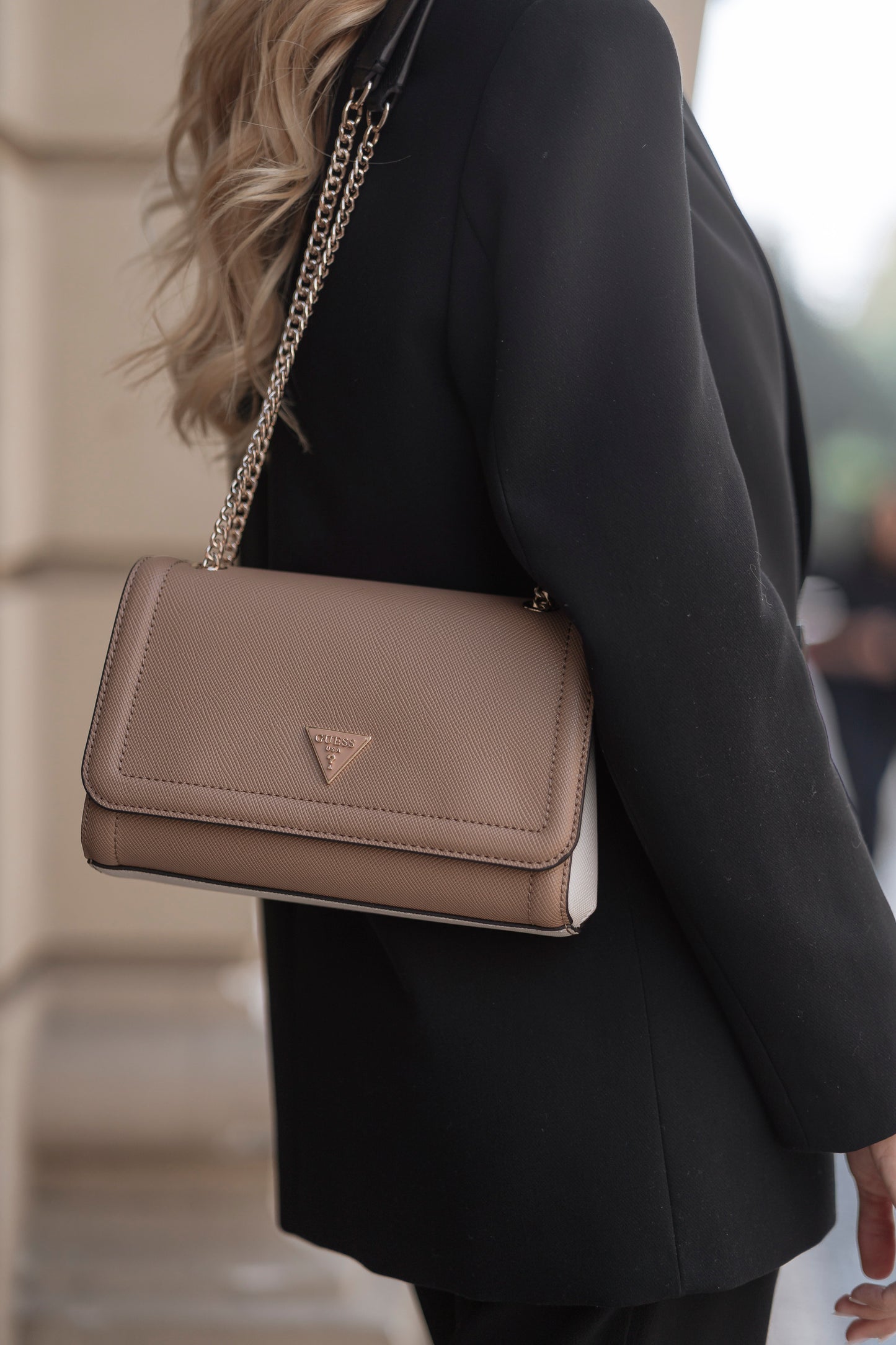 MALA TIRACOLO " NOELLE " GUESS