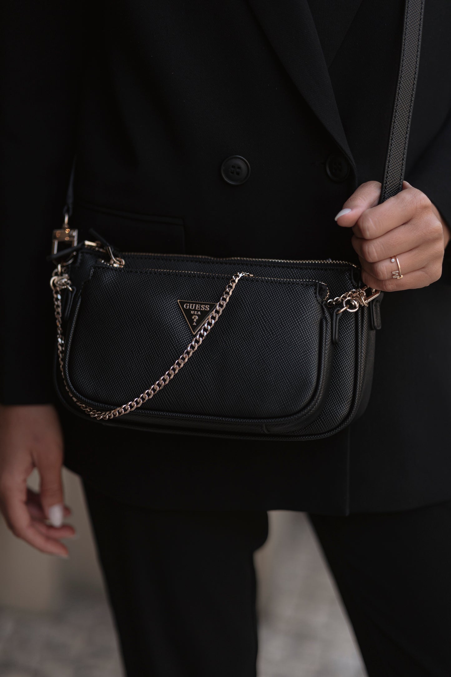 MALA TIRACOLO " NOELLE " GUESS