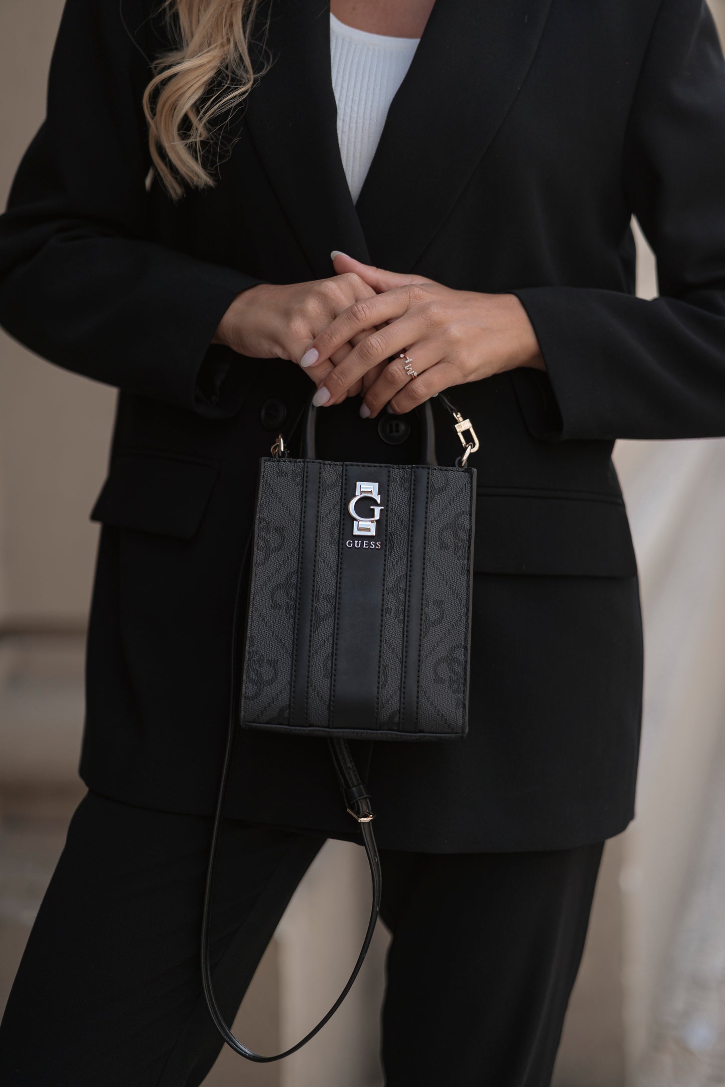 MALA TIRACOLO " ERENIA " GUESS