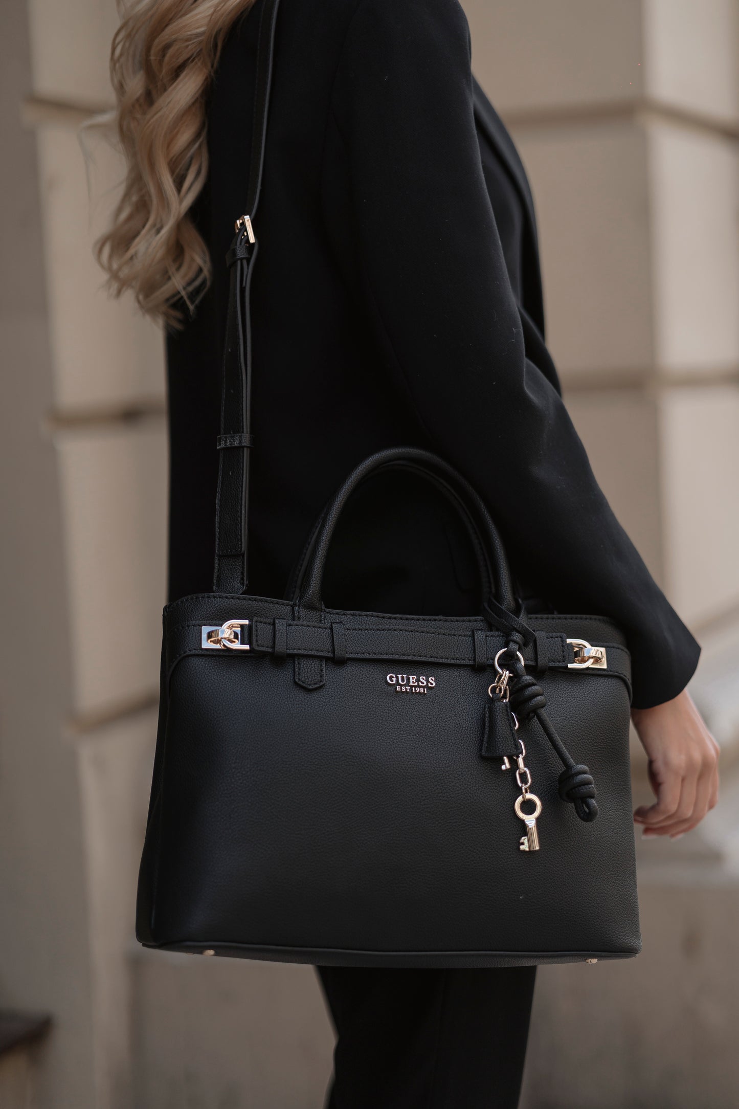 MALA DE MÃO " GREGORIA " GUESS