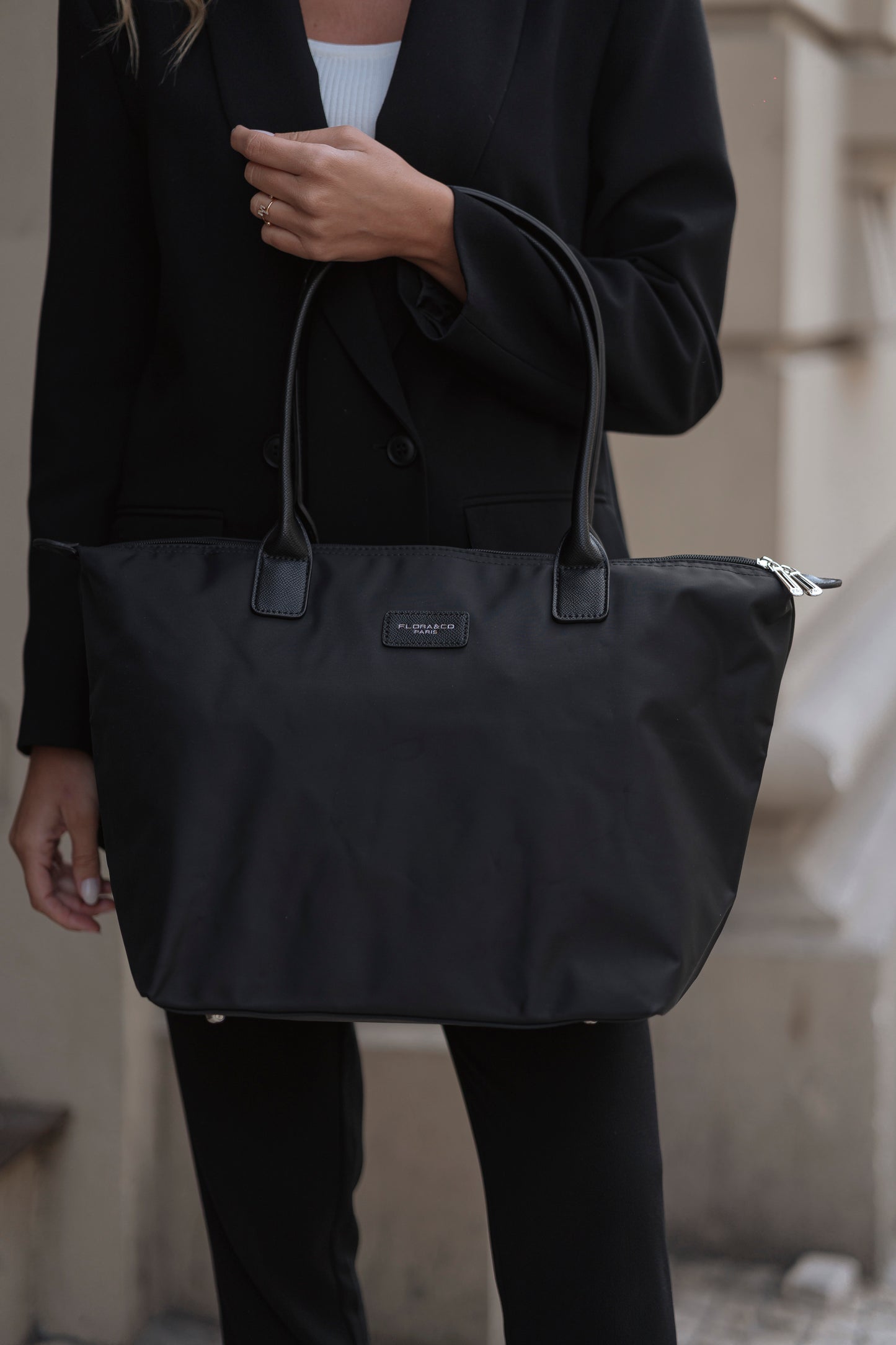 MALA DE OMBRO  FLORA & CO