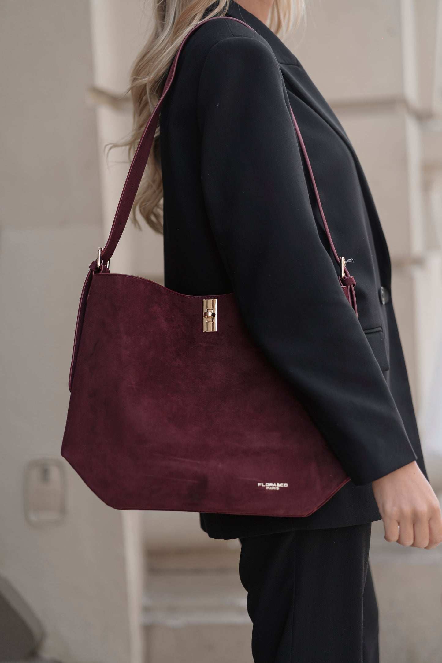 MALA DE OMBRO FLORA & CO