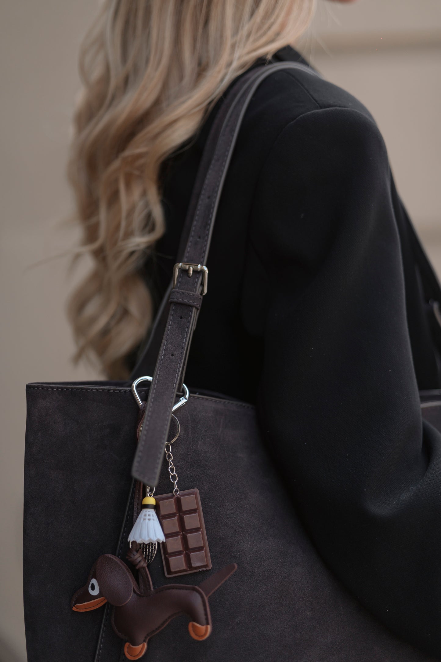 MALA DE OMBRO FLORA & CO