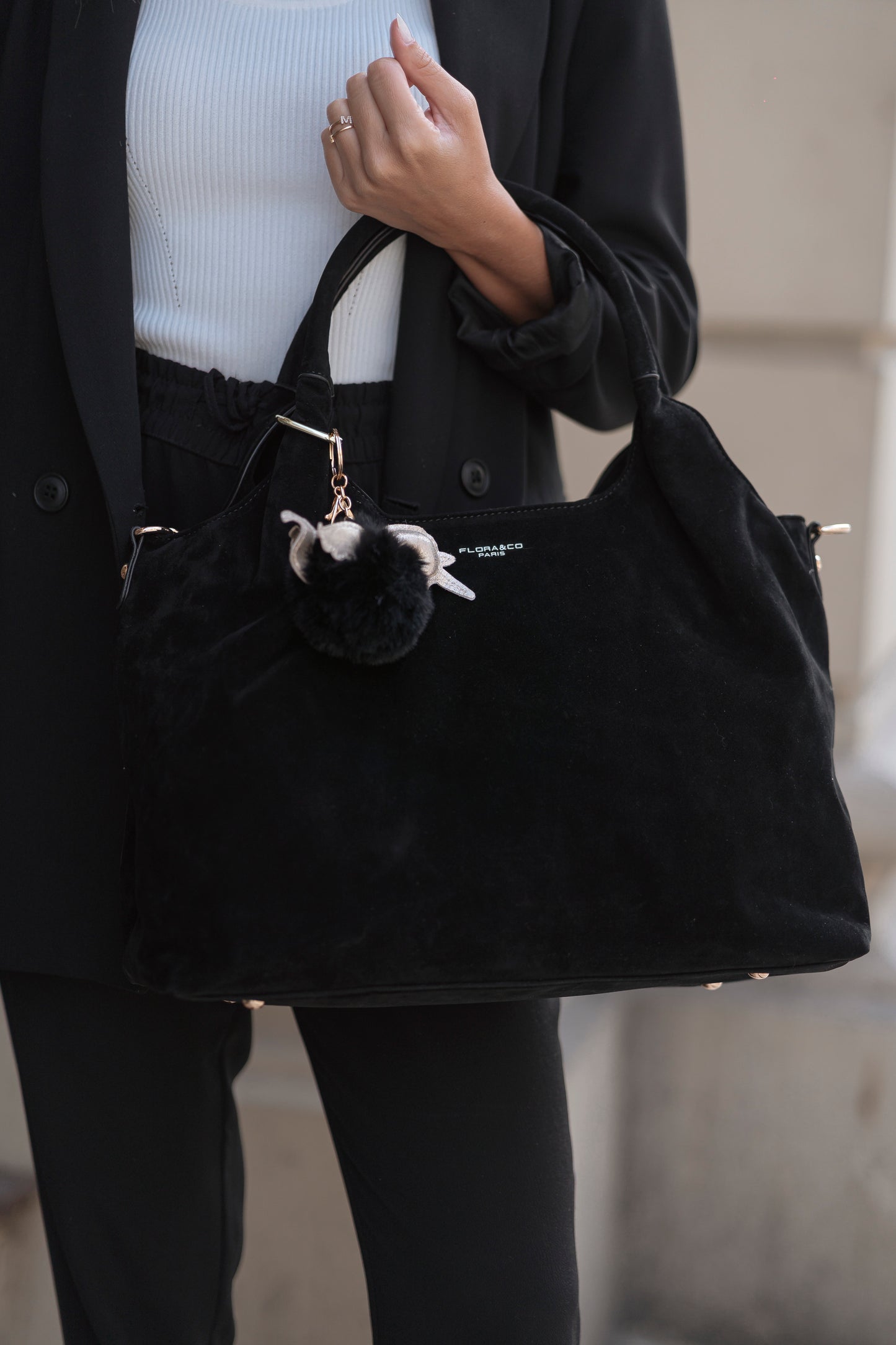 MALA DE OMBRO FLORA & CO