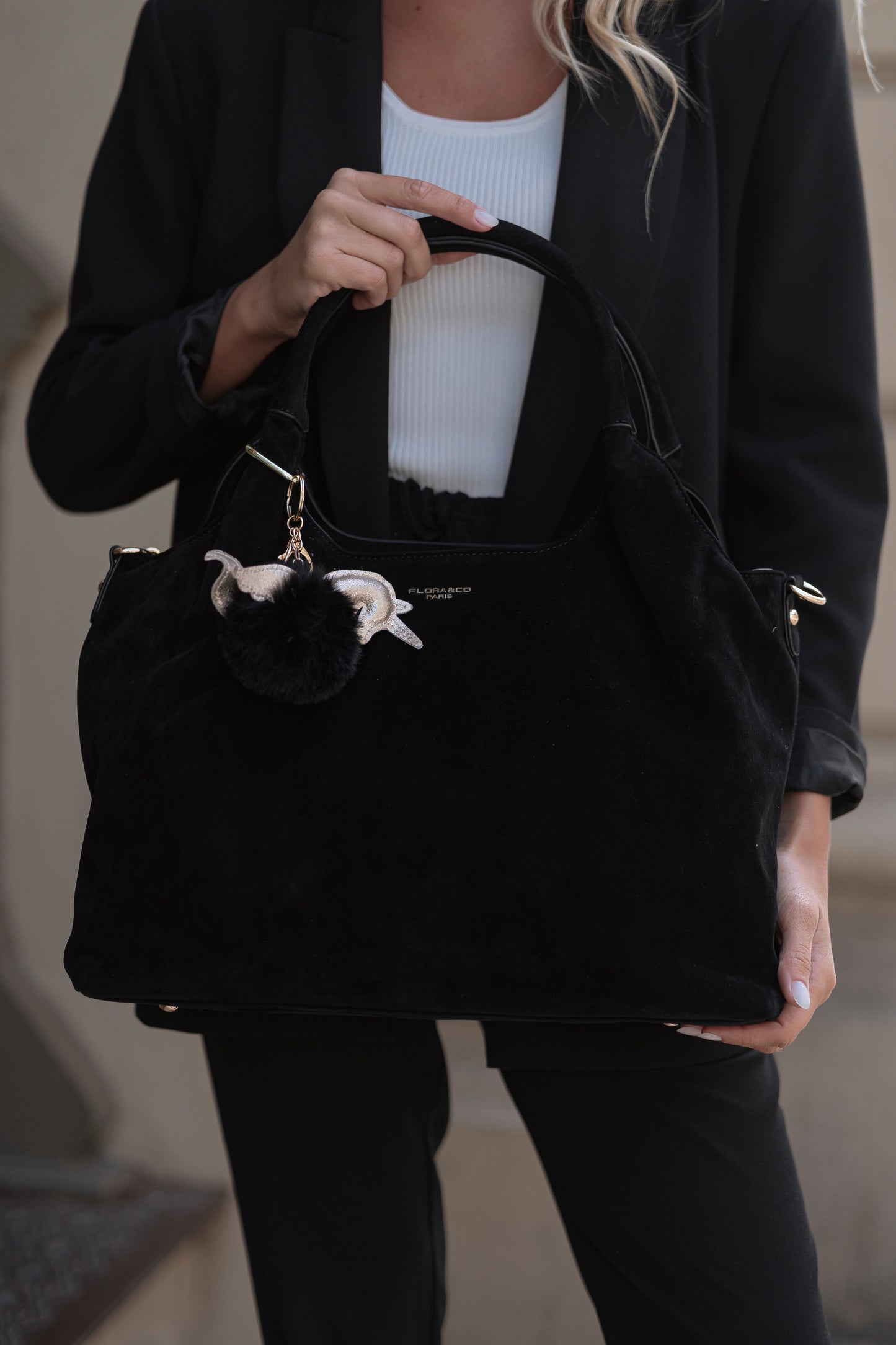 MALA DE OMBRO FLORA & CO