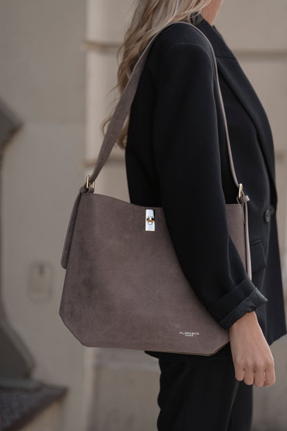 MALA DE OMBRO FLORA & CO