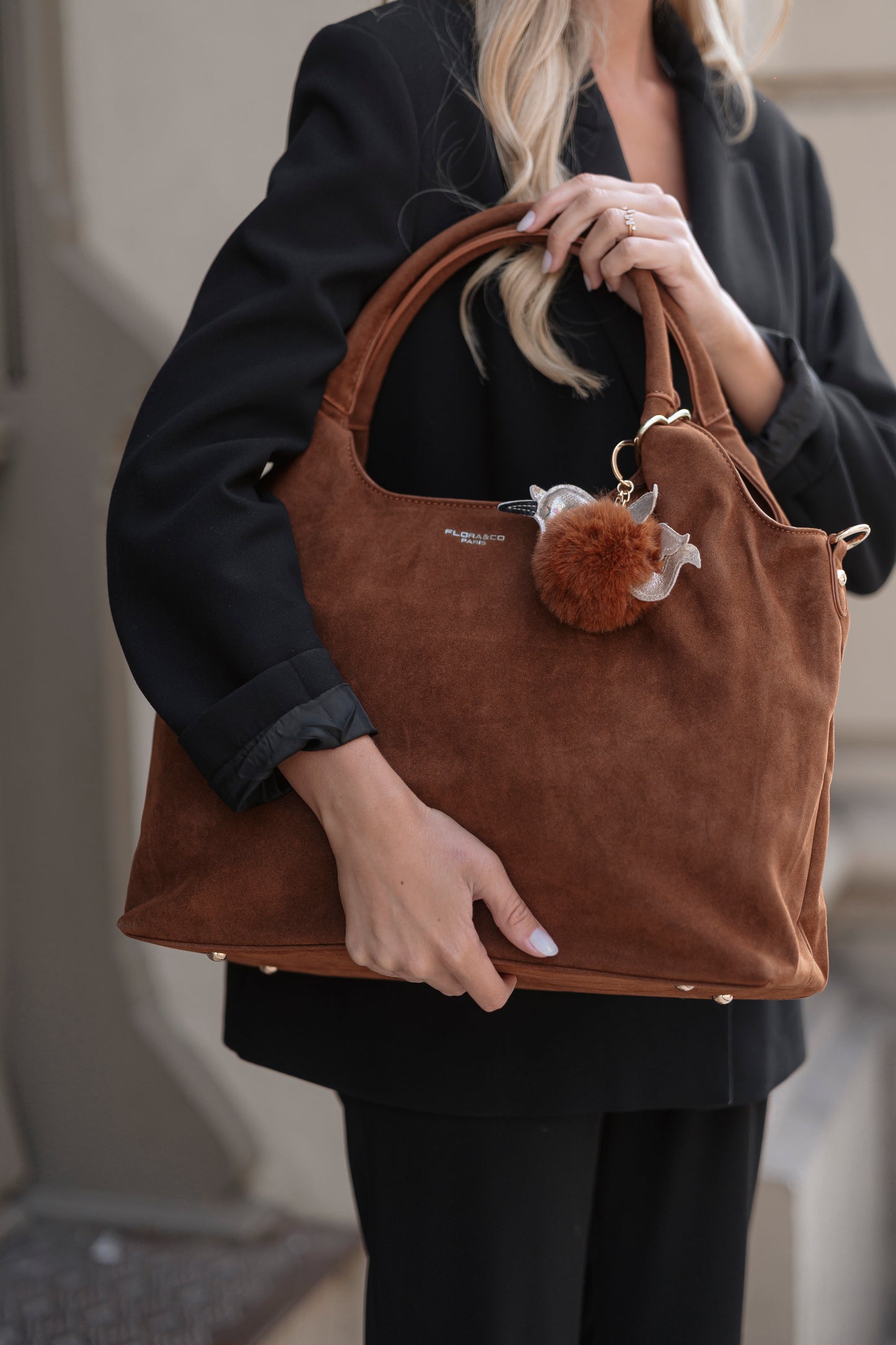 MALA DE OMBRO FLORA & CO