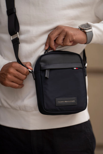 MALA TIRACOLO TOMMY HILFIGER