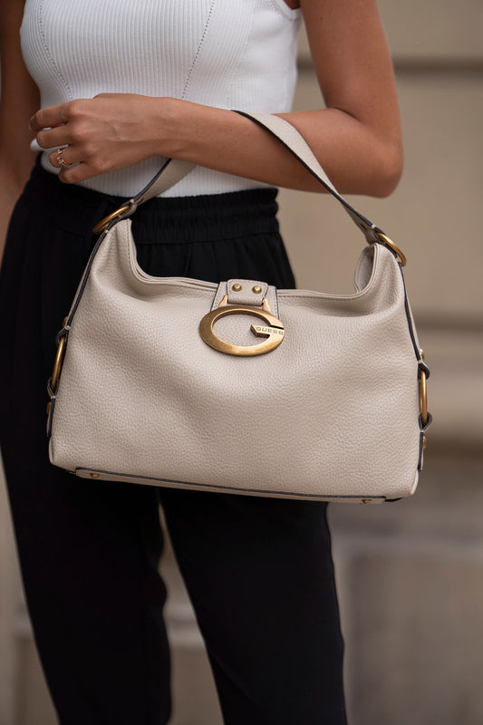 MALA DE OMBRO " CAMDEN " GUESS