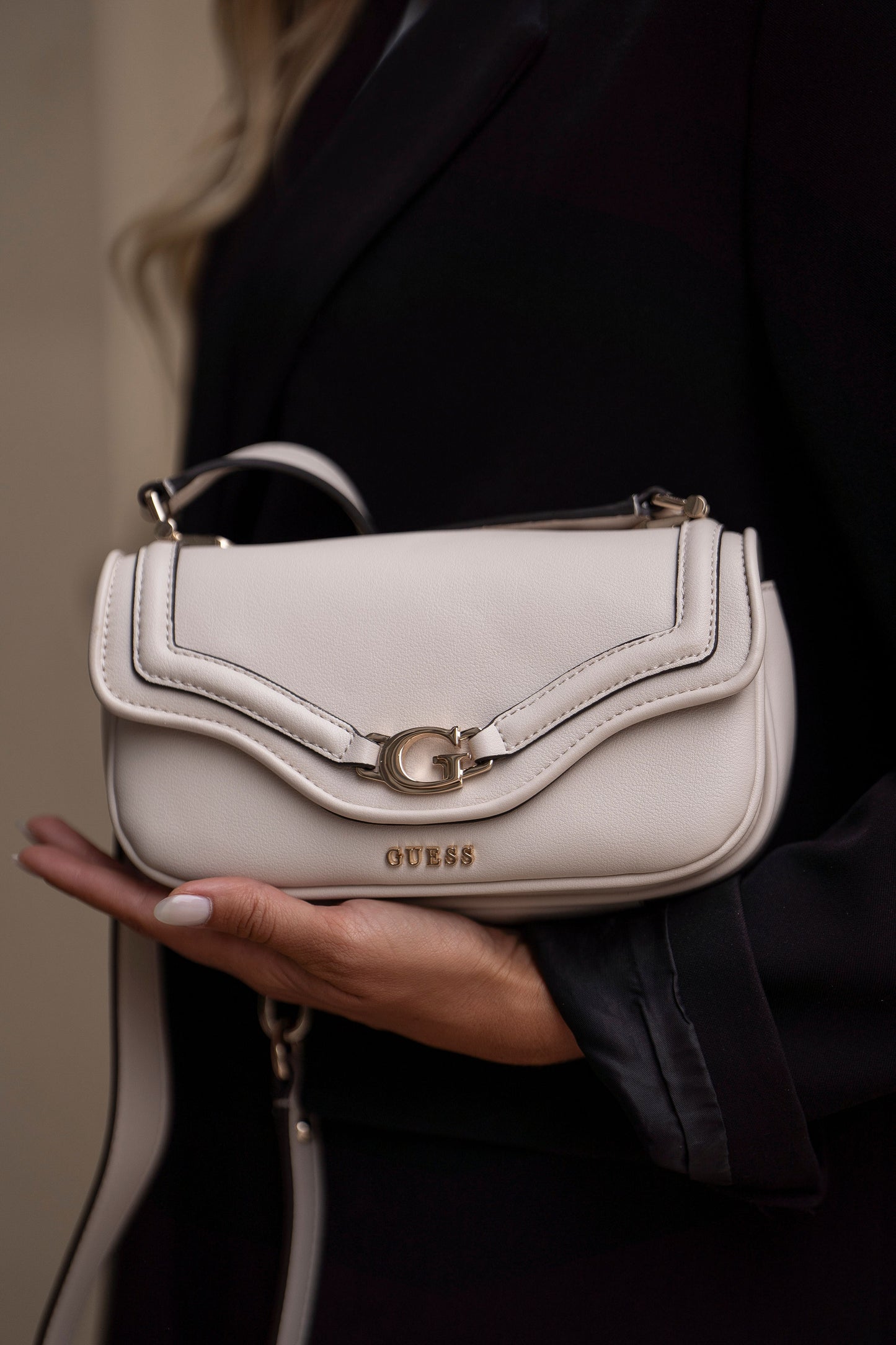 MALA TIRACOLO " FLAP " GUESS