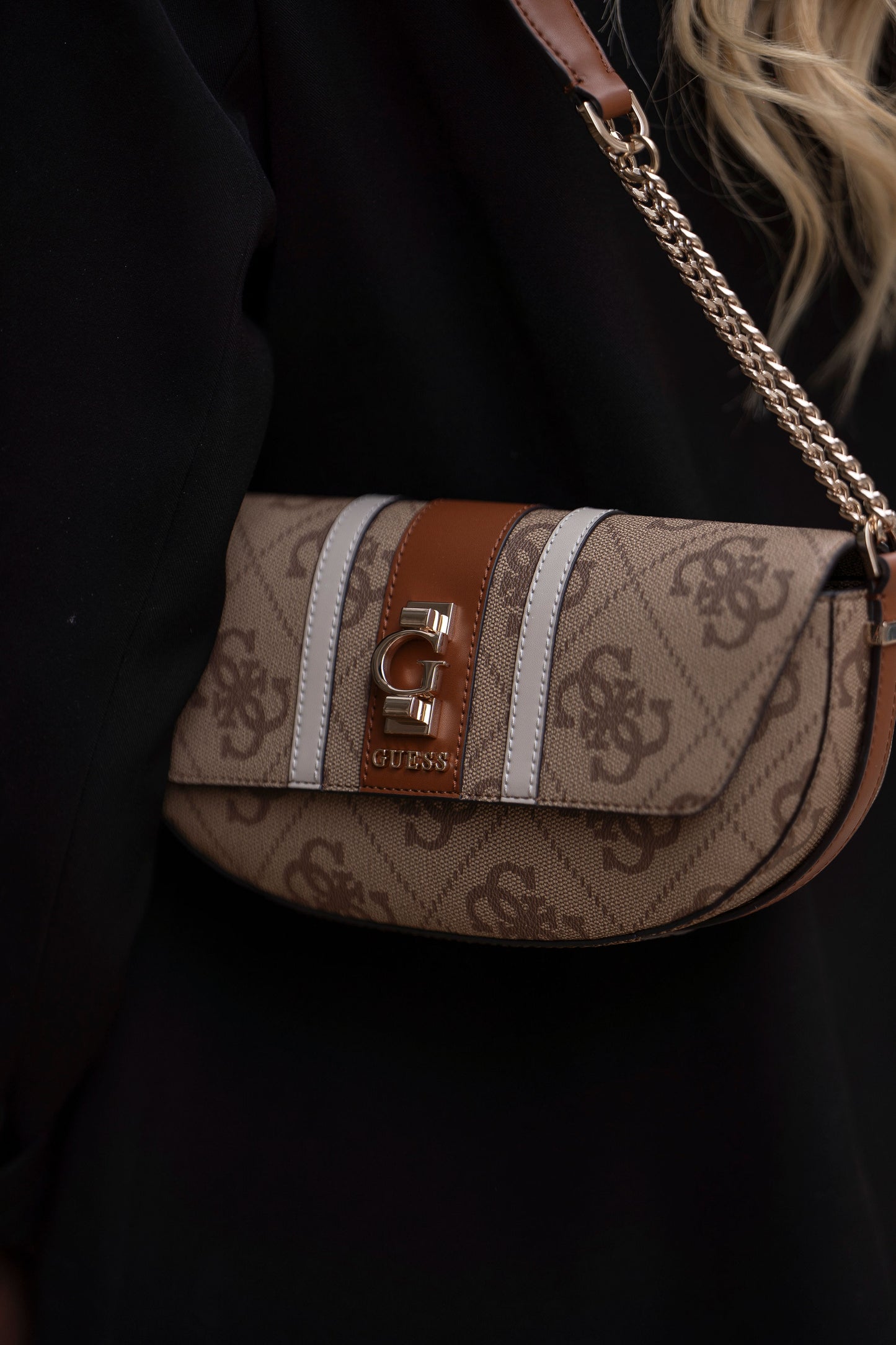 MALA TIRACOLO " ERENIA " GUESS
